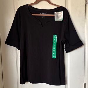 Ellen Tracy NWT Elegant Black Short Sleeve Tee